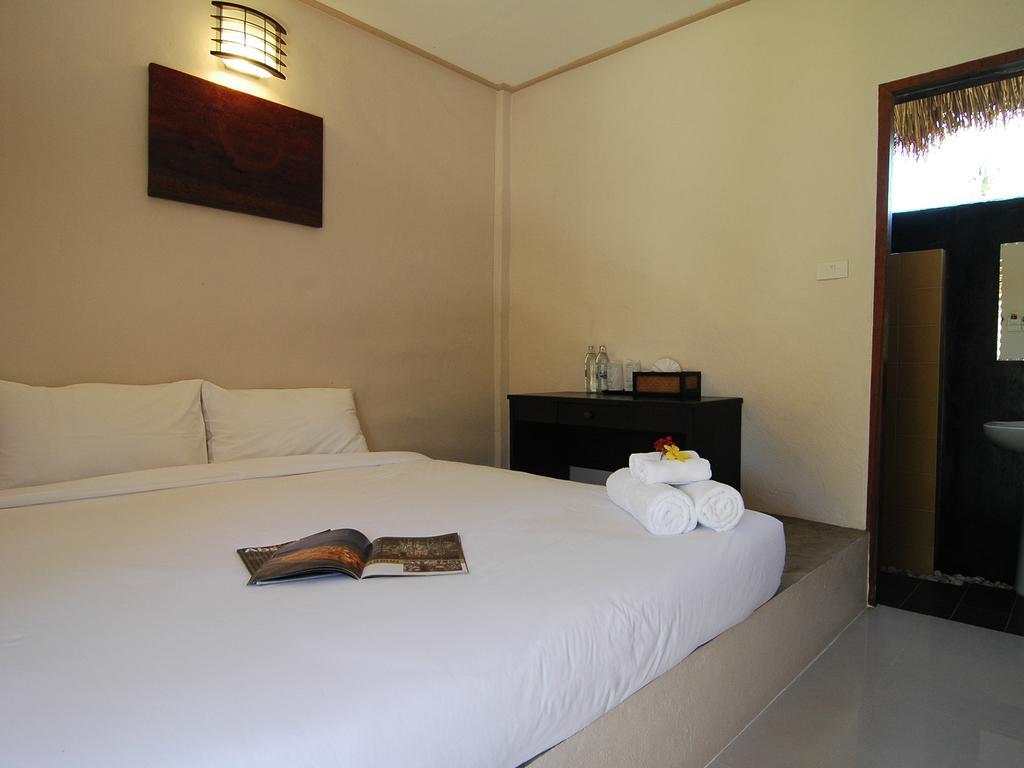Hutcha Resort Mae Nam Exterior foto