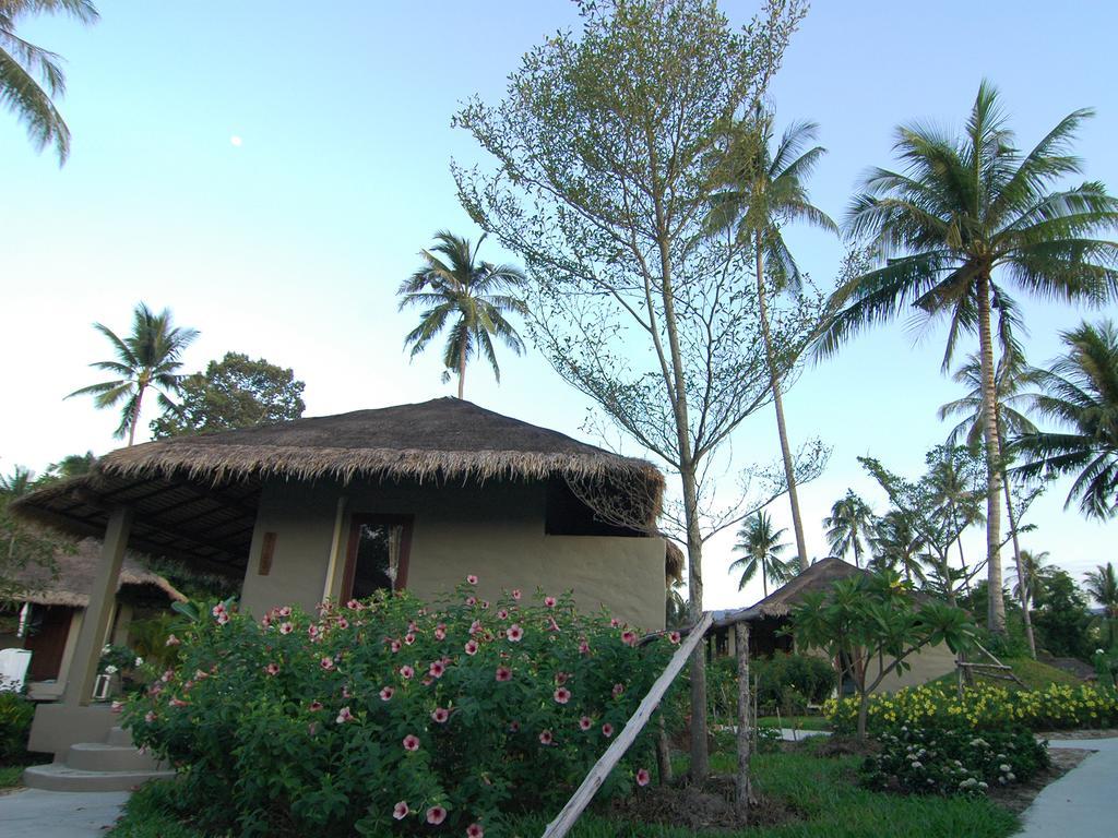 Hutcha Resort Mae Nam Exterior foto